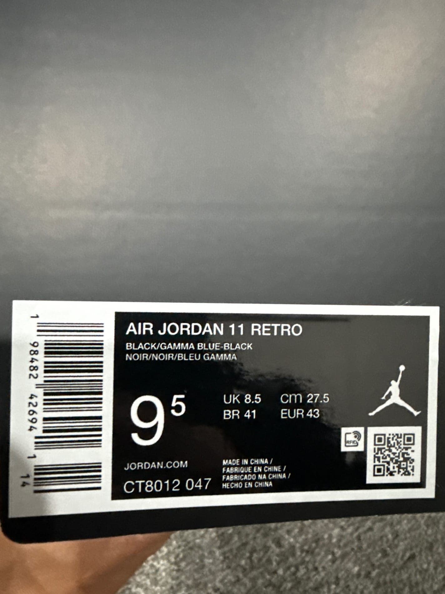Box label — Air Jordan 11 Retro Black / Gamma Blue — US 9.5, DS
