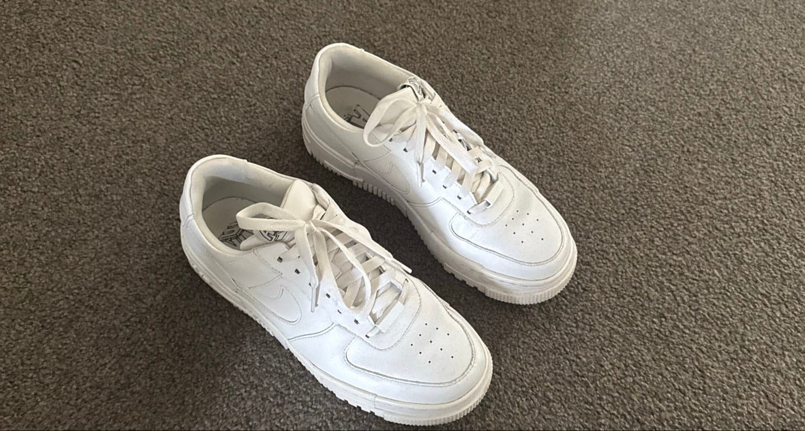 Nike Air Force 1 Pixel White — USED